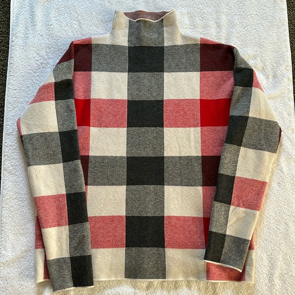 Tahari Sweater